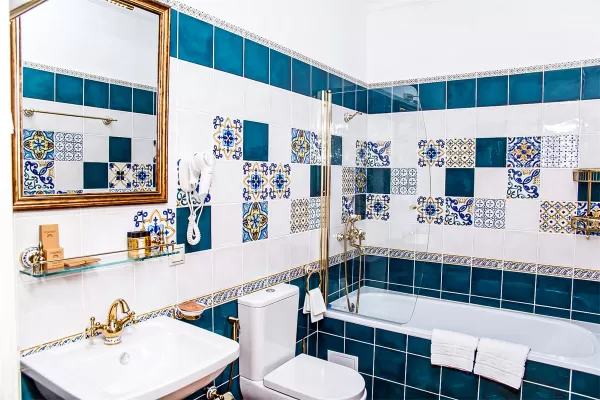 Номер Джуниор Сюит в санатории «Главные Нарзанные Ванны» в г. Кисловодске - фотография