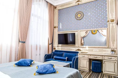 Номер Джуниор Сюит в санатории «Главные Нарзанные Ванны» в г. Кисловодске - фотография